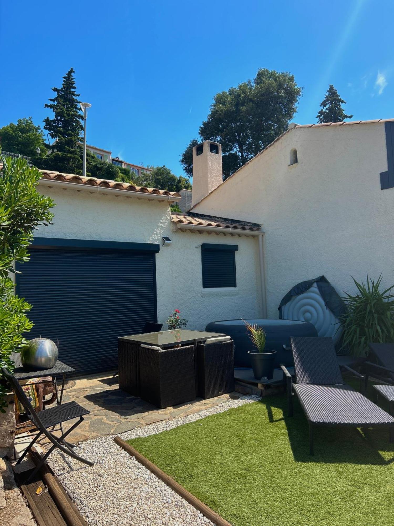 Belle Chambre Privee Avec Le Jardin Privatif Et Le Jacuzzi Cavalaire-sur-Mer Eksteriør bilde