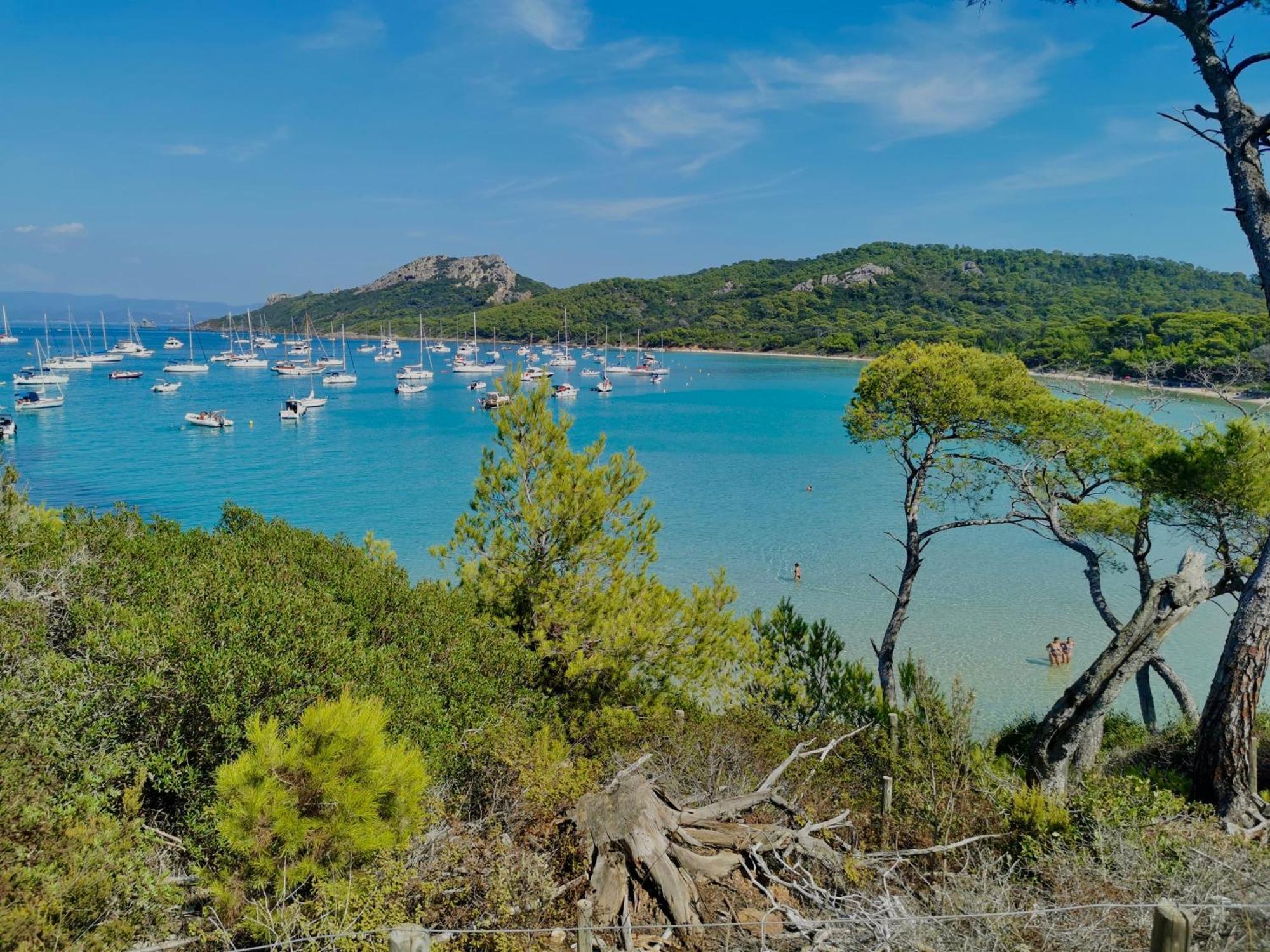Belle Chambre Privee Avec Le Jardin Privatif Et Le Jacuzzi Cavalaire-sur-Mer Eksteriør bilde