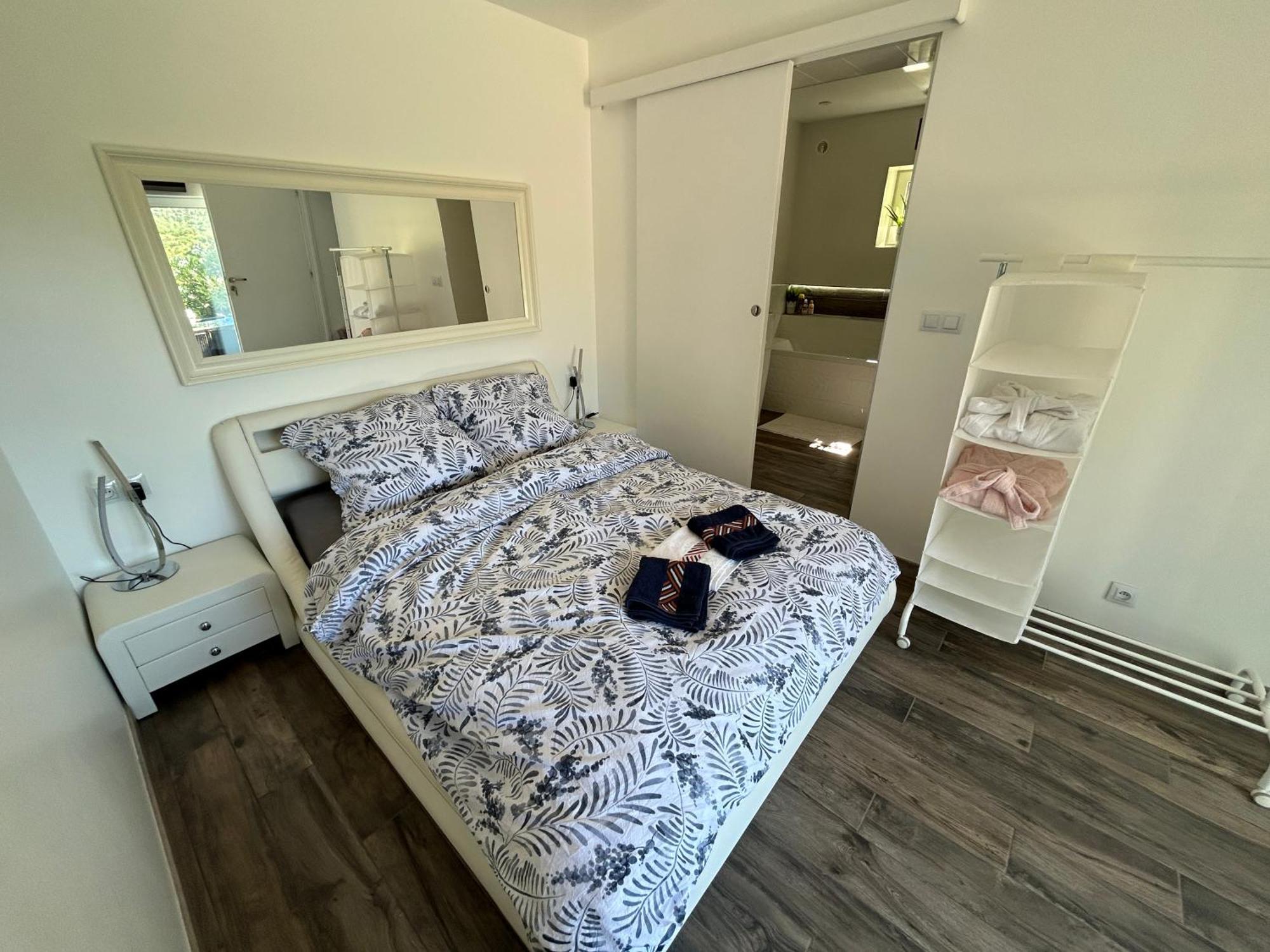 Belle Chambre Privee Avec Le Jardin Privatif Et Le Jacuzzi Cavalaire-sur-Mer Eksteriør bilde